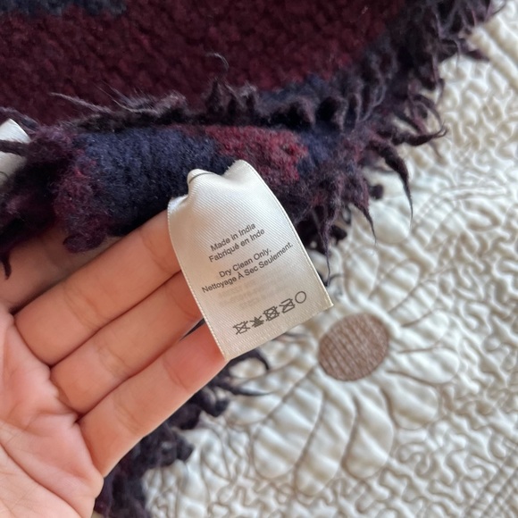 Wilfred Wool Mosaic Diamond Scarf - Picture 4 of 13